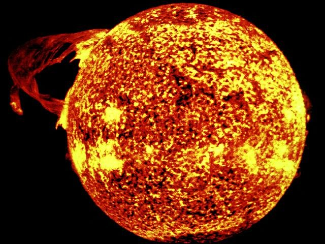 deechteapocalypse.jpg (86743 bytes)